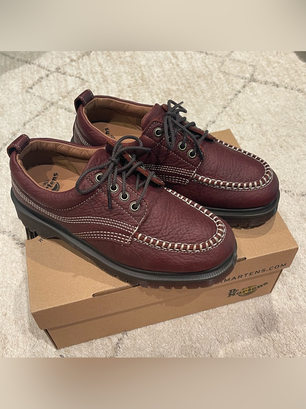 NIB Dr. Martens Lowell Leather Moc Toe Shoes